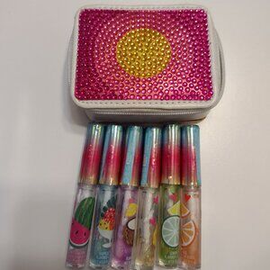 6 fruity lip glosses in zip carrying case